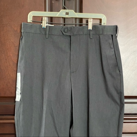 Croft & Barrow Classic Grey Stretch Khaki Pants 34 - Picture 3 of 15